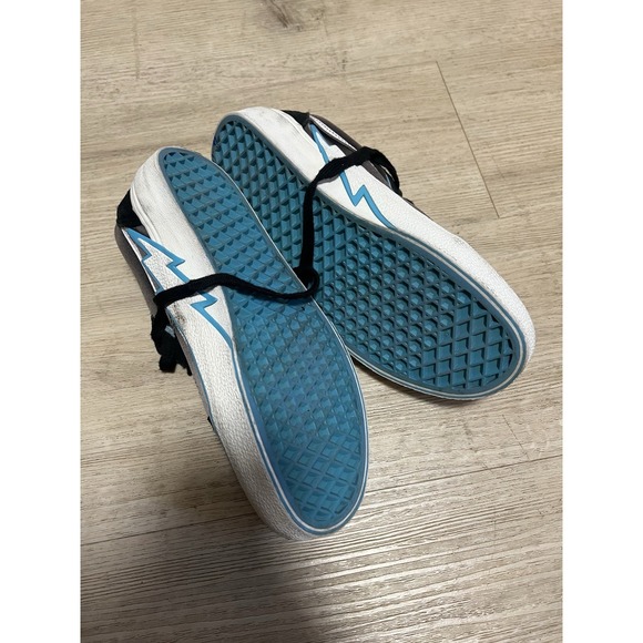 Vans Old Skool Bolt Cyan Sky Blue Black Bolt Lightning Men's Sz‎ 8 - Women's 9.5 - Picture 3 of 8